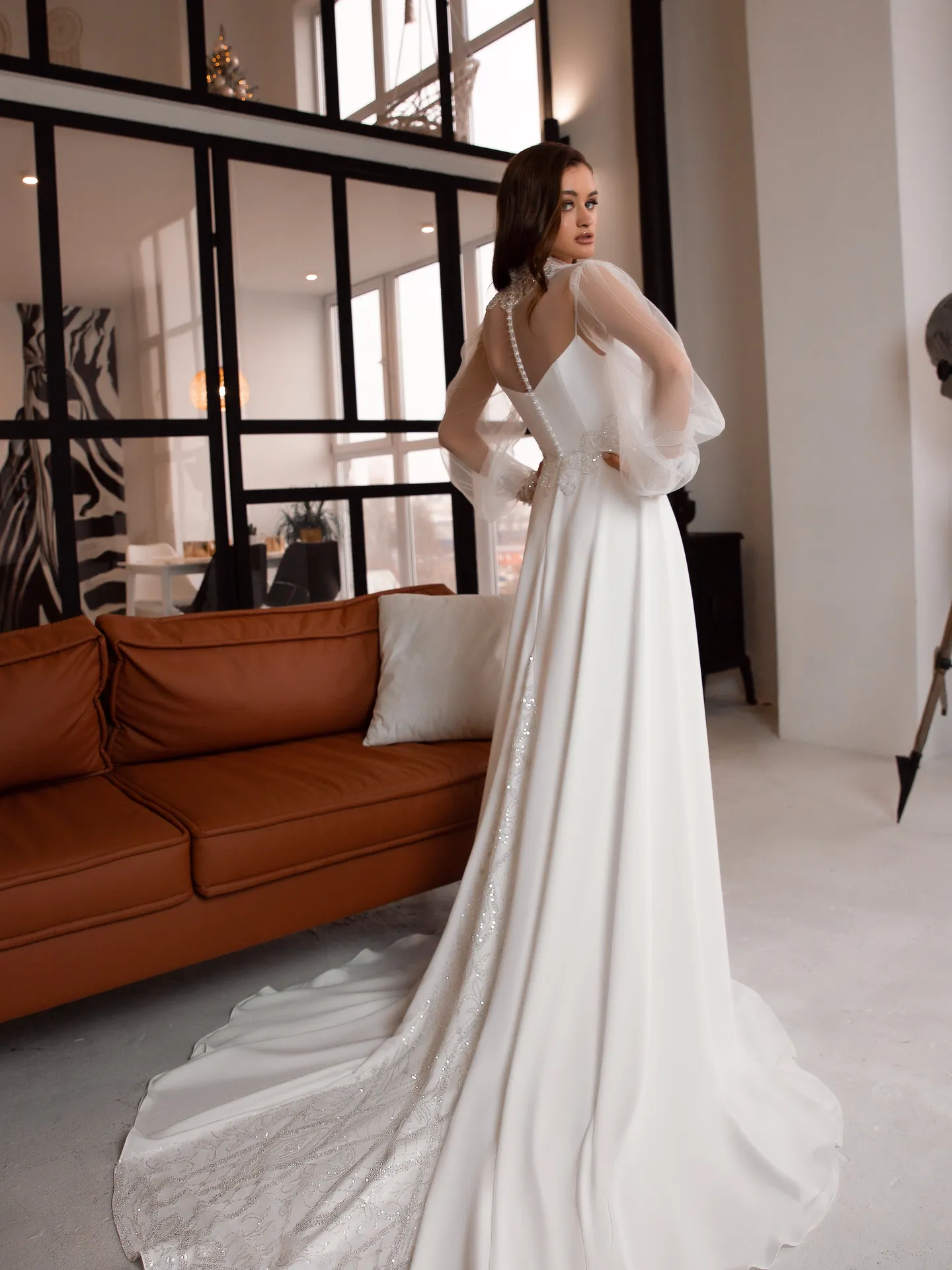 Vestido de novia Estela, silueta rectos, en blanco