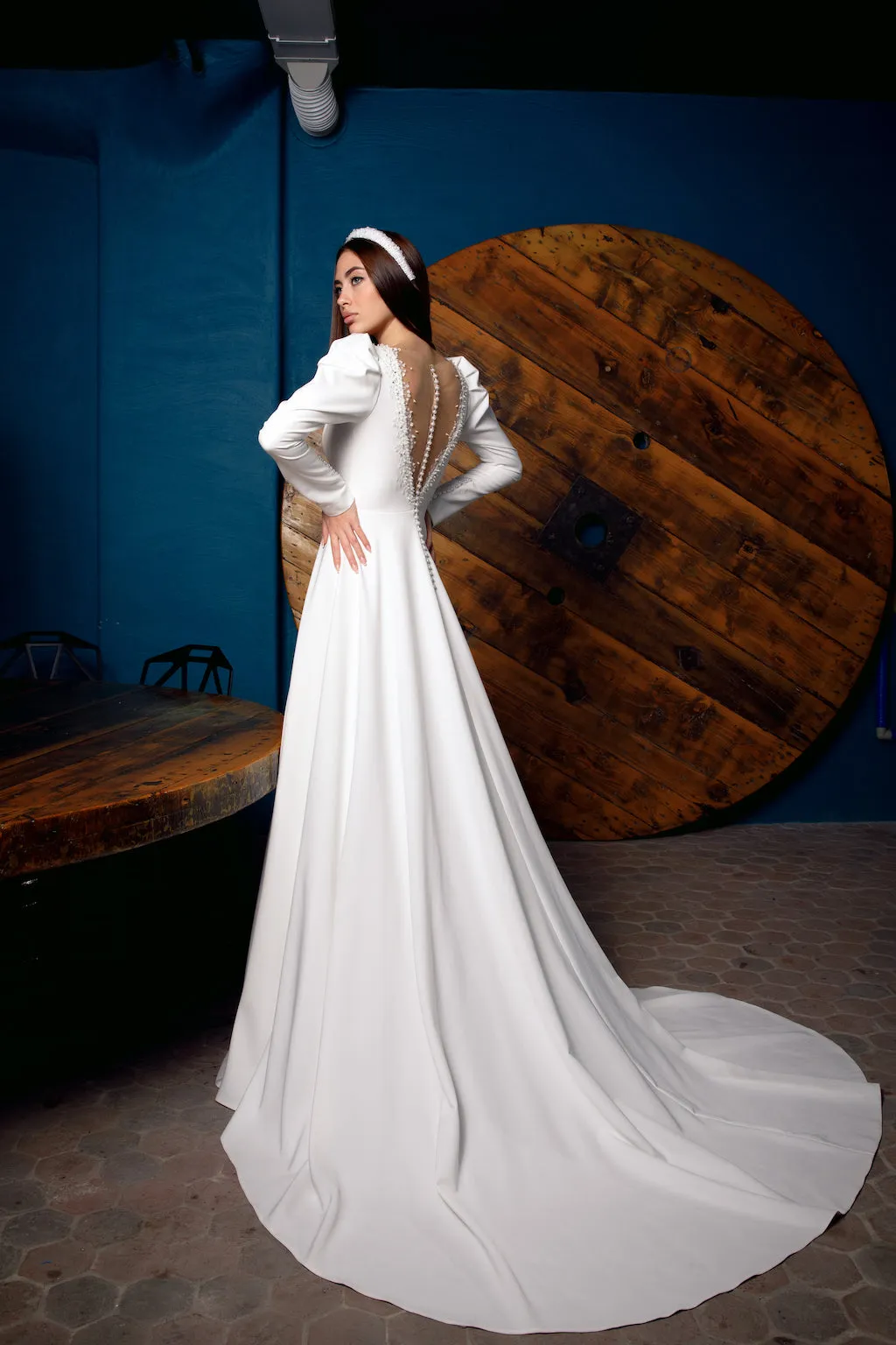 Vestido de novia Emma, silueta corte a, en blanco
