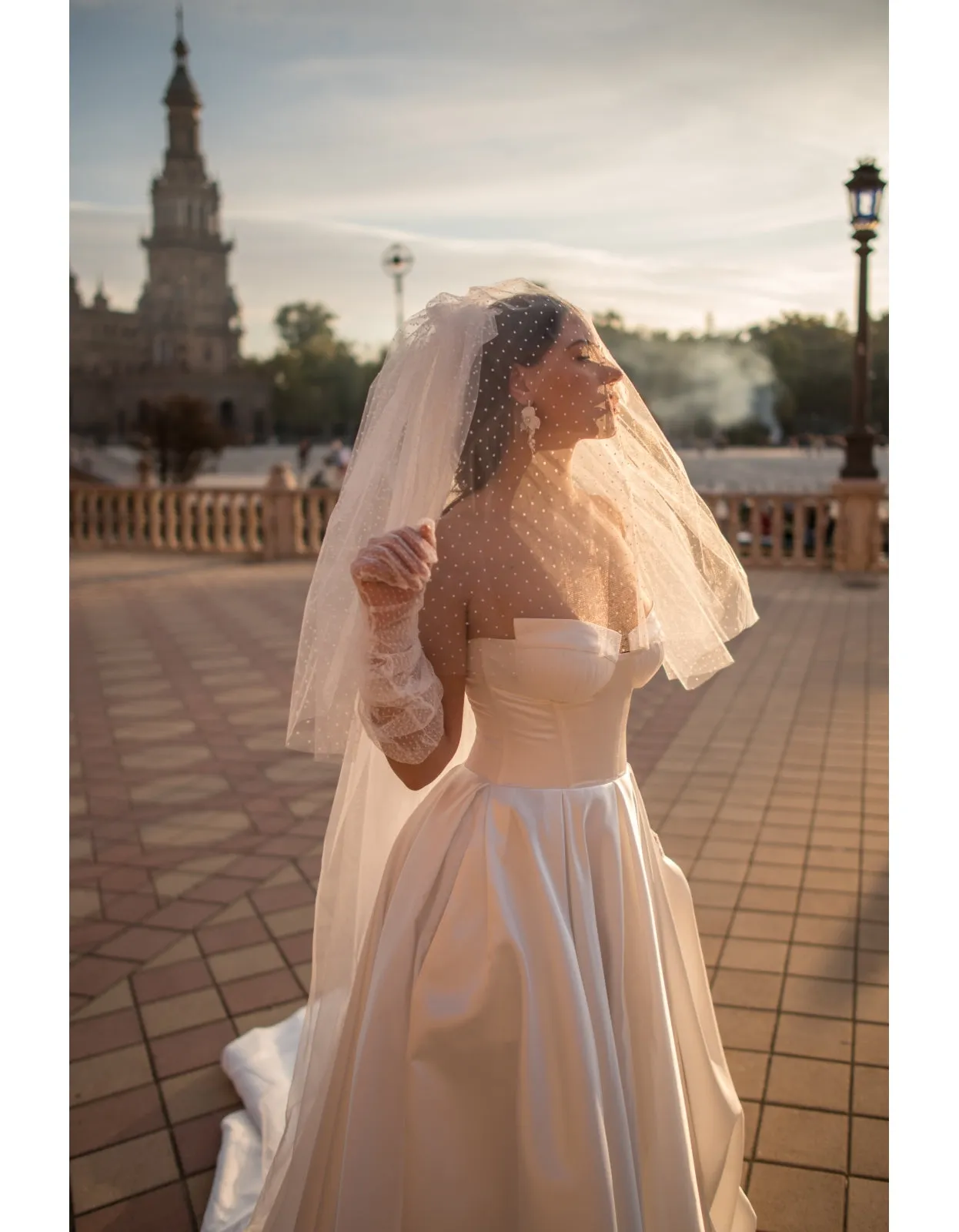 Vestido de novia Elizabeth, silueta sirena, en blanco